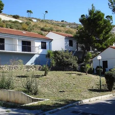 Pensionat On The In Bay Mala Luka Omiš