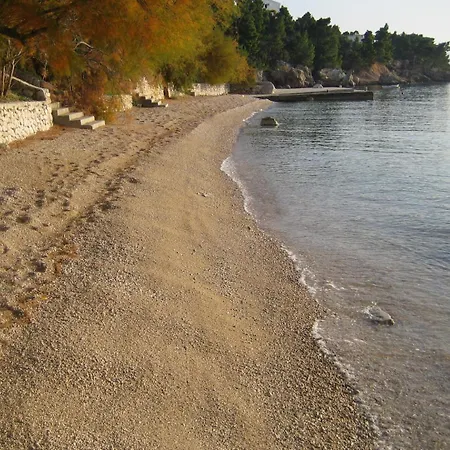 On The In Bay Mala Luka Pensjonat *